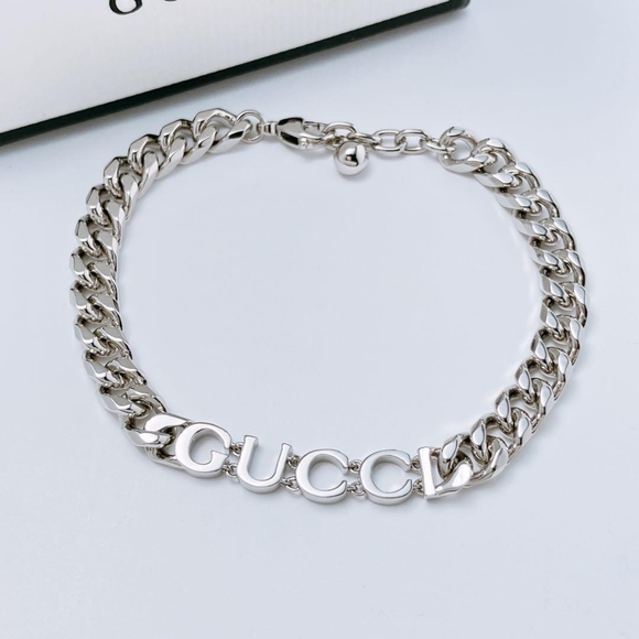 Like New Gucci Silver Icon Logo Chain Bracelet! - Picture 1 of 11